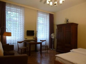Charming Studio